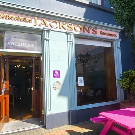 Jacksons Restaurant And 3*