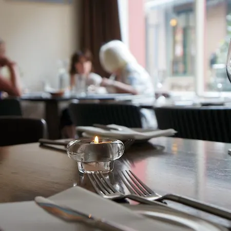 Jacksons Restaurant And