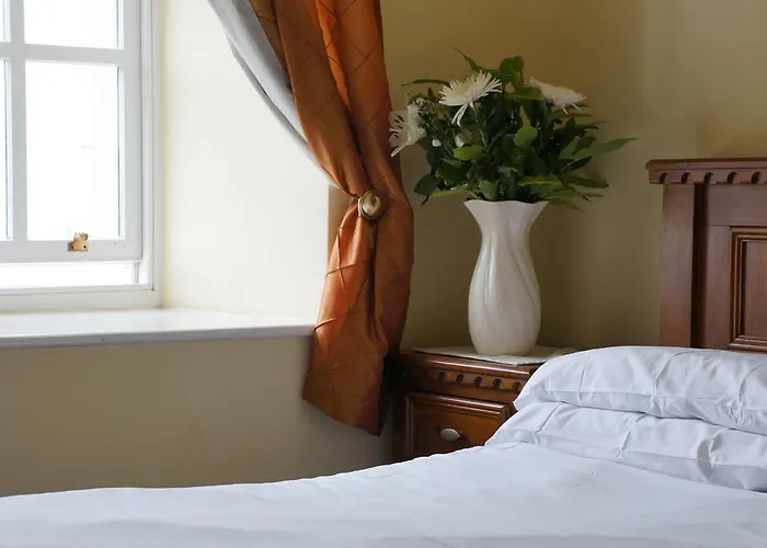 Konukevi Jacksons Restaurant And 3*