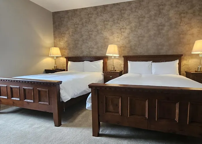 Konukevi Jacksons Restaurant And 3*