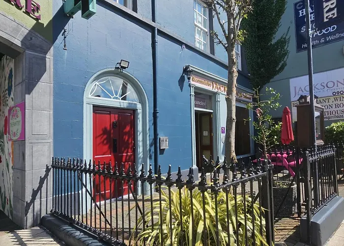 Jacksons Restaurant And Konukevi