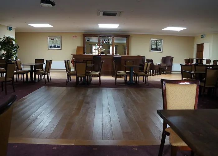 Jacksons Restaurant And 3*